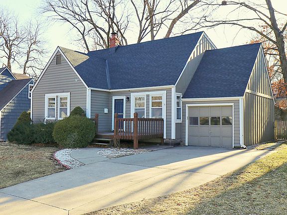 2nd image of 4321 W 70th St