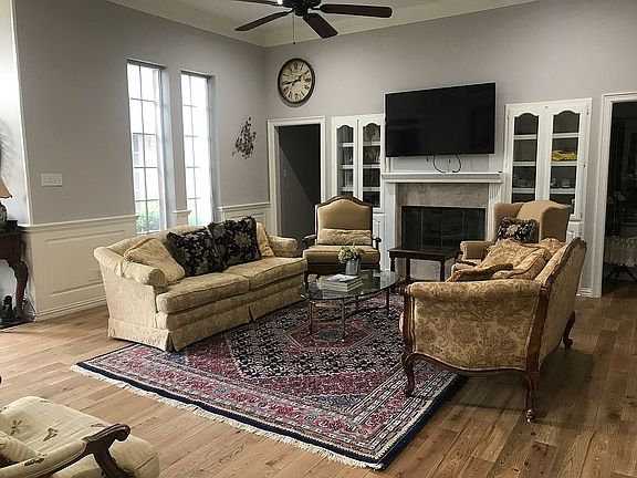 4th image of 4000 Tuscany Ln