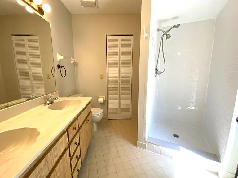 110 Bob White Ct — Photo 10