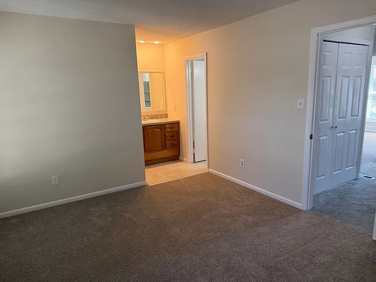 629 Counselor Sq — Photo 16