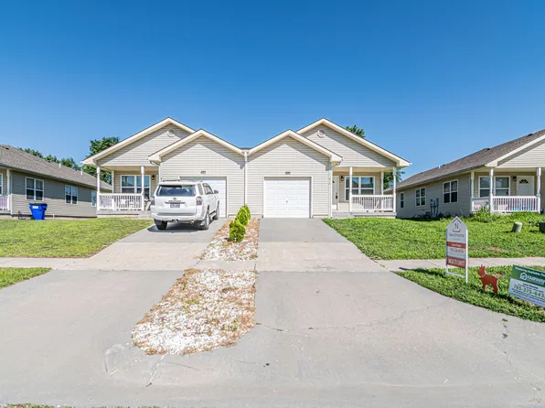 912 Whitetail Ct, Junction City, KS 66441