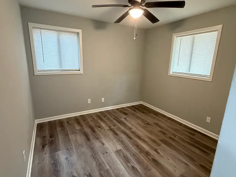 1103 Rosewood Dr — Photo 11
