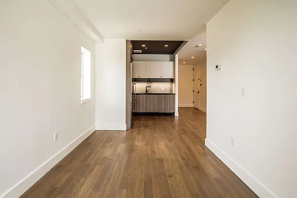 Rented by Nooklyn NYC LLC | media 18