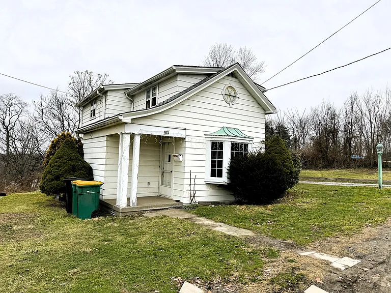 915 Perry Hwy — Photo 50