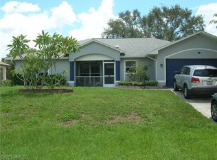 914 Acroft Ave, Lehigh Acres, FL 33971