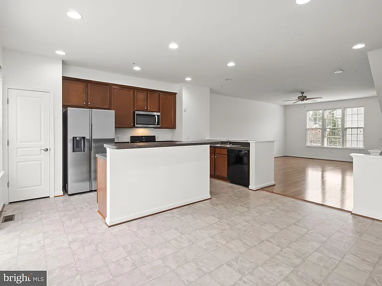 43578 Marguerite Way — Photo 7