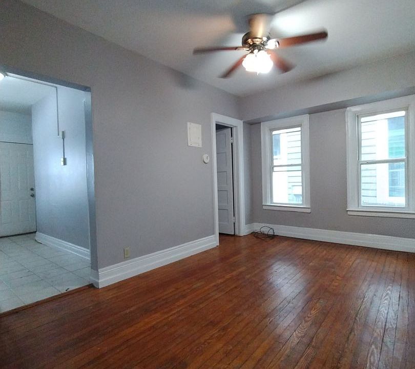 1st image of 1711-1715 Main St #G