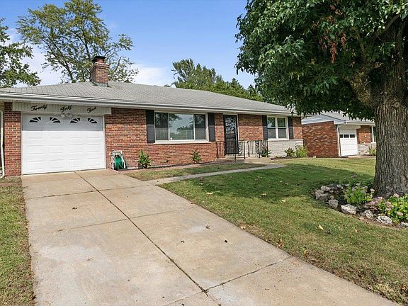 4th image of 2043 Hildred Ave