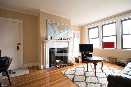 16 Euston St #17 Photo 1