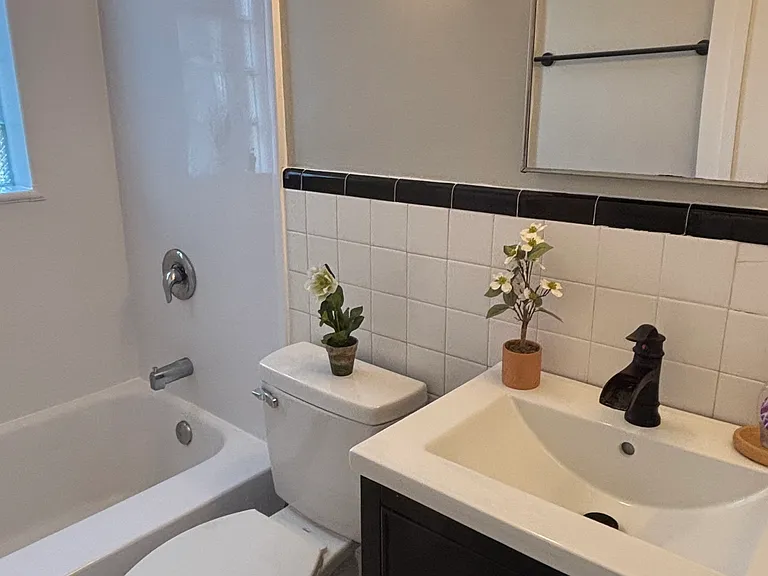 3901 Main St #8A — Photo 8