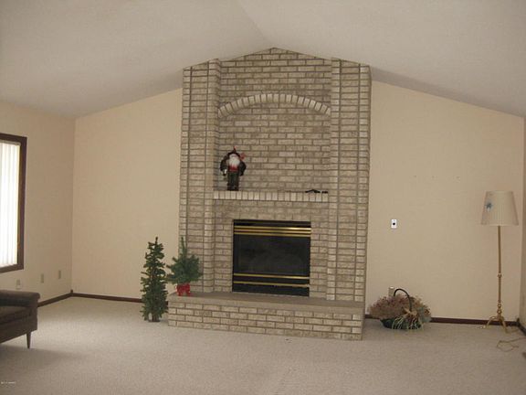 2nd image of 8840 Sugar Sand Ln NW
