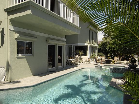 Pool/Patio