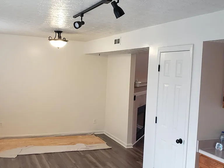 3409 Mechanicsburg Dr — Photo 21
