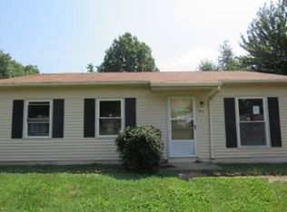 5707 Robinwood Rd, Louisville, KY 40218