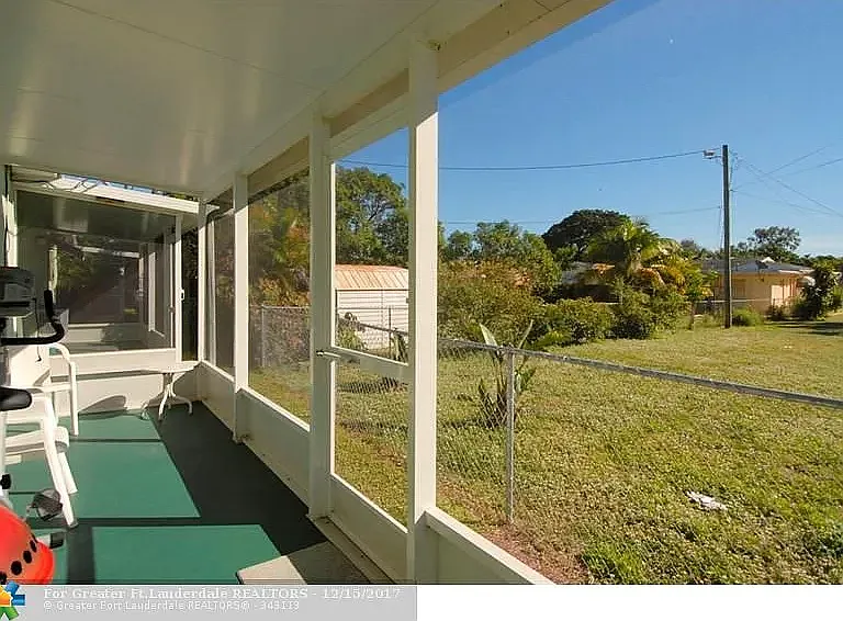 2702 Pierce St #8 — Photo 16