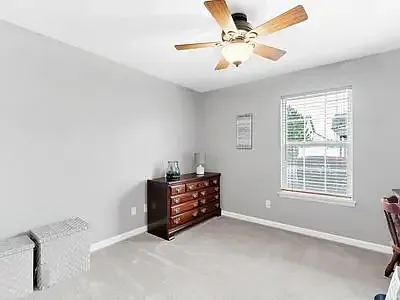 2 bed, 1018 sqft, $1,550 — Photo 2