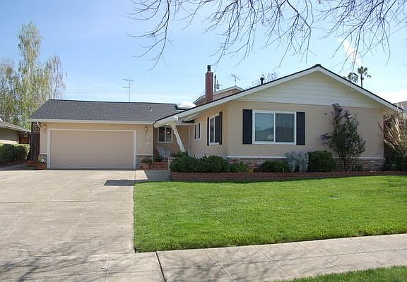 2nd image of 5470 Lauren Dr