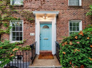 3970 45th St, Long Island City, NY 11104