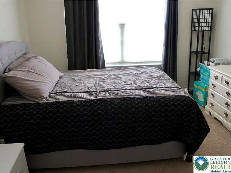 260 Snapdragon Way — Photo 10
