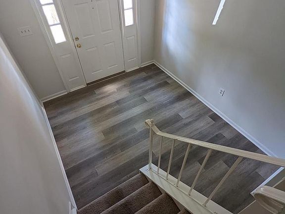 5th image of 3943 Collis Oak Ct