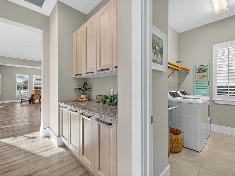 14832 Dockside Ln — Photo 16