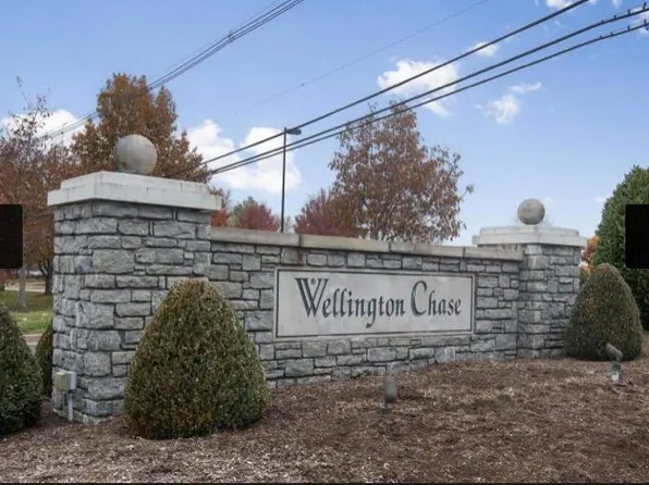 600 Vincent Way APT 2305, Lexington, KY 40503