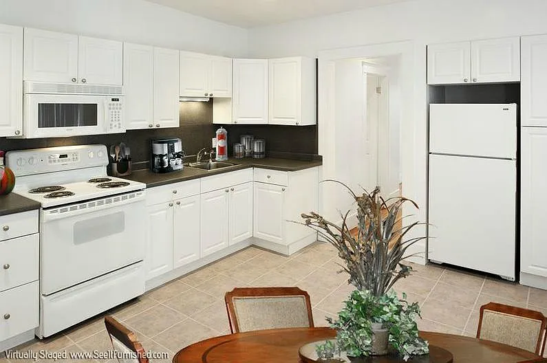 1 bed, 9999 sqft, $2,100 — Photo 2