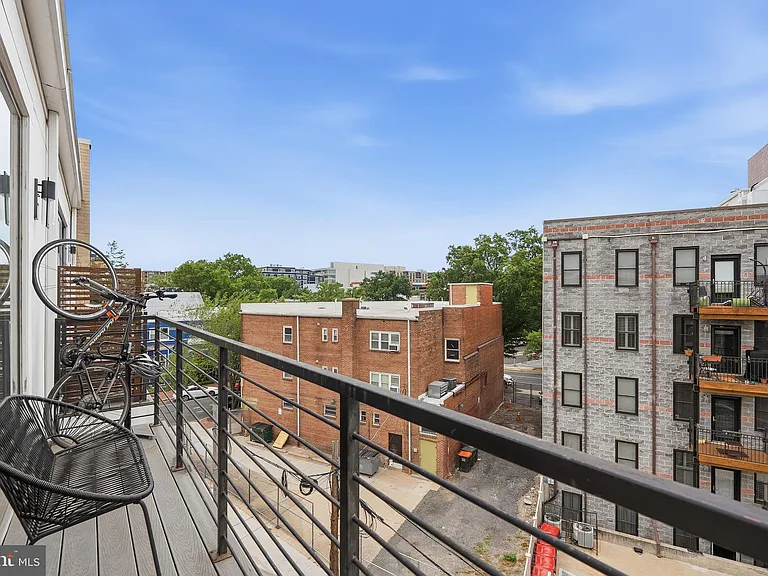 435 R St NW #404 — Photo 17