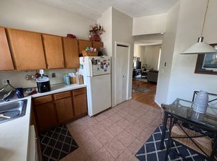 1017 State St #2, New Haven, CT 06511
