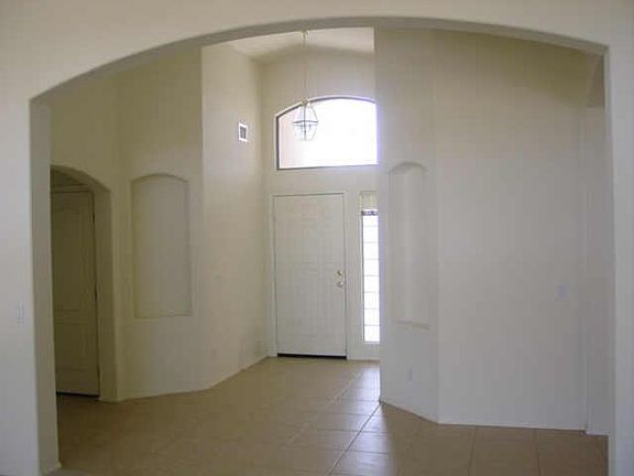 5th image of 2306 S HEDGEHOG Place