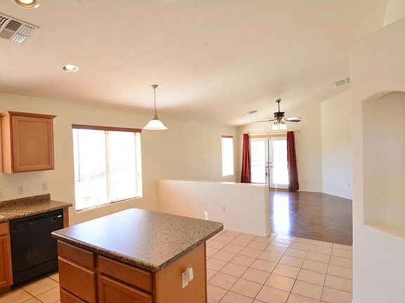 4th image of 445 W Calle Patio Lindo