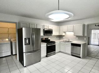 9814 Paddock Park Dr, Houston, TX 77065