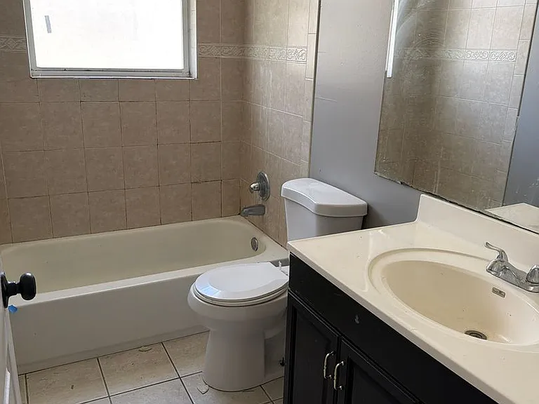 9723 Portage Dr — Photo 6
