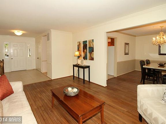 3rd image of 5607 Tilia Ct