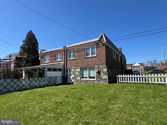 3rd image of 1149 Glenn St