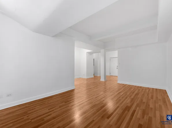 282 East 35th Street 1E image 3 of 13