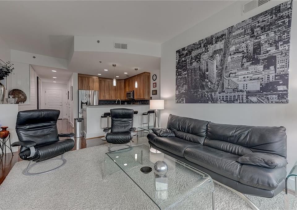 1st image of 1080 Peachtree St NE Unit 905