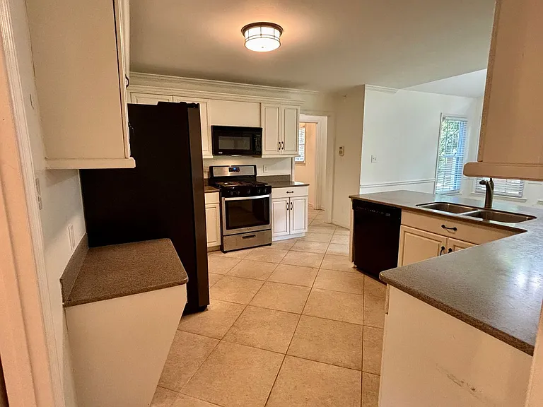 4160 Creekwood Dr — Photo 9