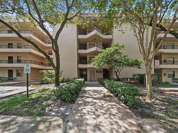 3rd image of 10501 W Broward Boulevard #410