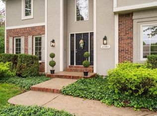 2101 Riviera Dr, Lawrence, KS 66047