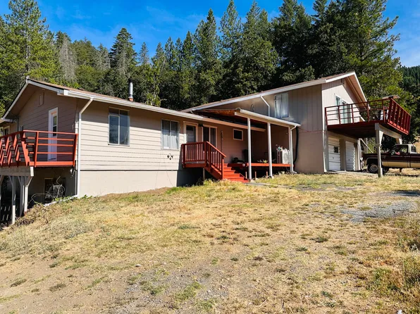 871 Dennis Blvd, Burnt Ranch, CA 95527