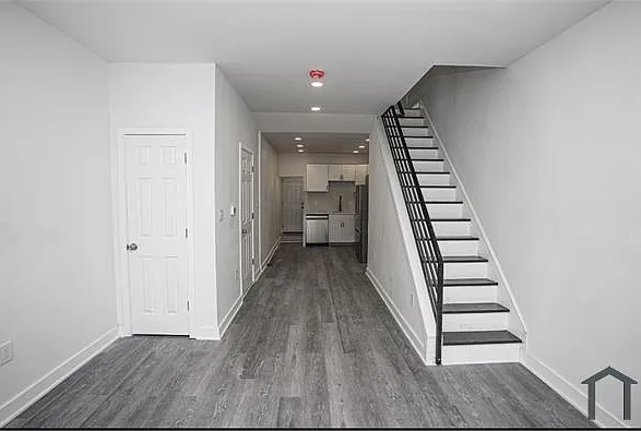 1721 W Lippincott St — Photo 3