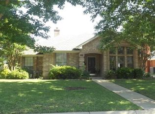 3219 Kenilworth Dr, Arlington, TX 76001