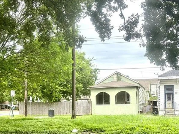1505 N Broad St, New Orleans, LA 70119