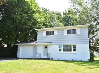 173 Kaymar Dr, Rochester, NY 14616