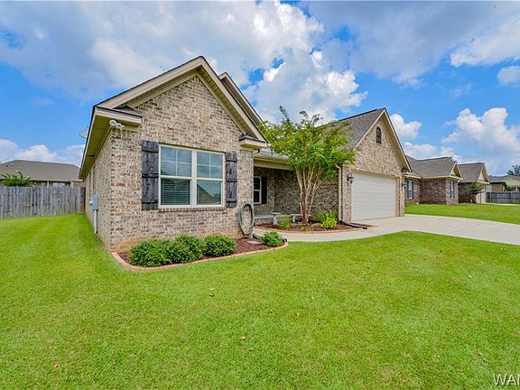 2nd image of 13817 Willow View Ln