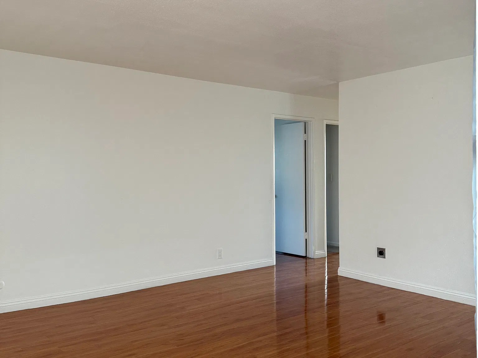 415 Pomelo Avenue — Photo 3
