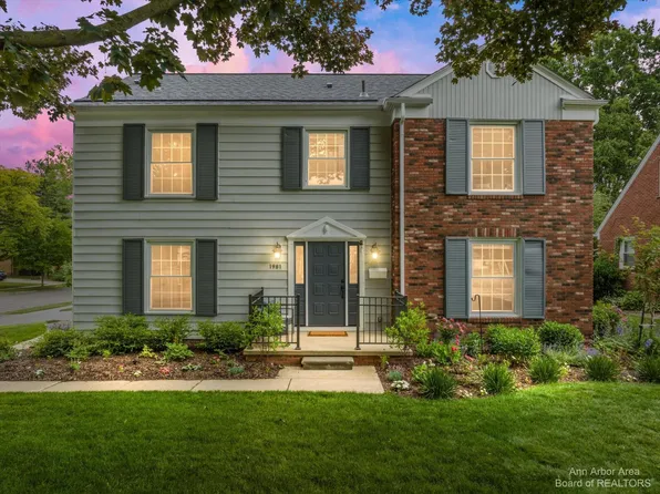 1981 Alhambra Dr, Ann Arbor, MI 48103