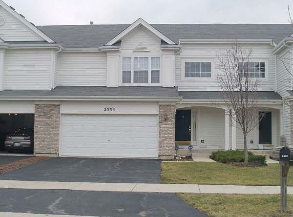 1st image of 2335 Foxmoor Ln