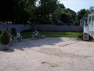 2nd image of 199 Wedgewood Dr